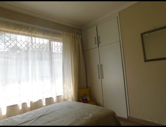 4 BEDROOM HOUSE FOR SALE IN ESCOMBE